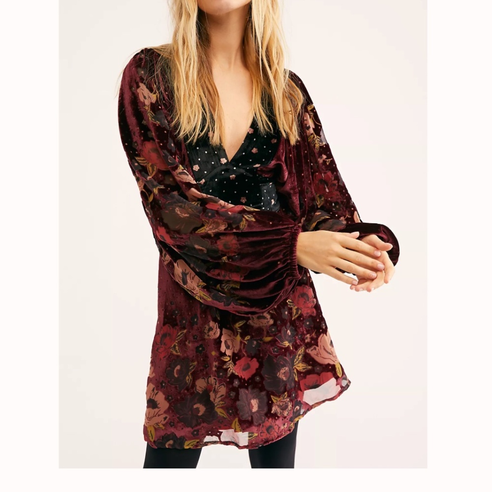 Free People Last Letter Burnout Velvet Boho Mini Dress Size Medium EUC